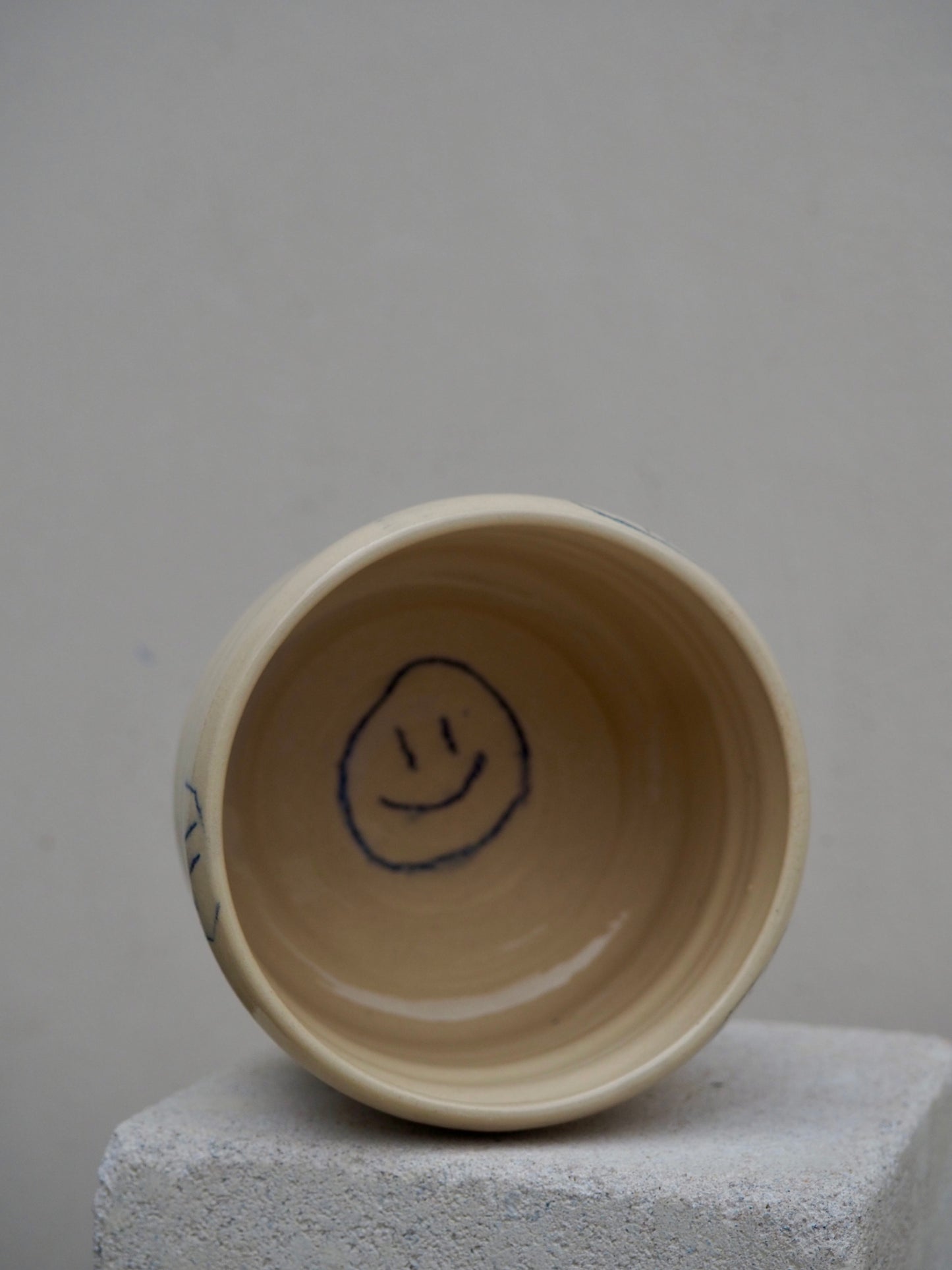 Bubbly Smiley Cup