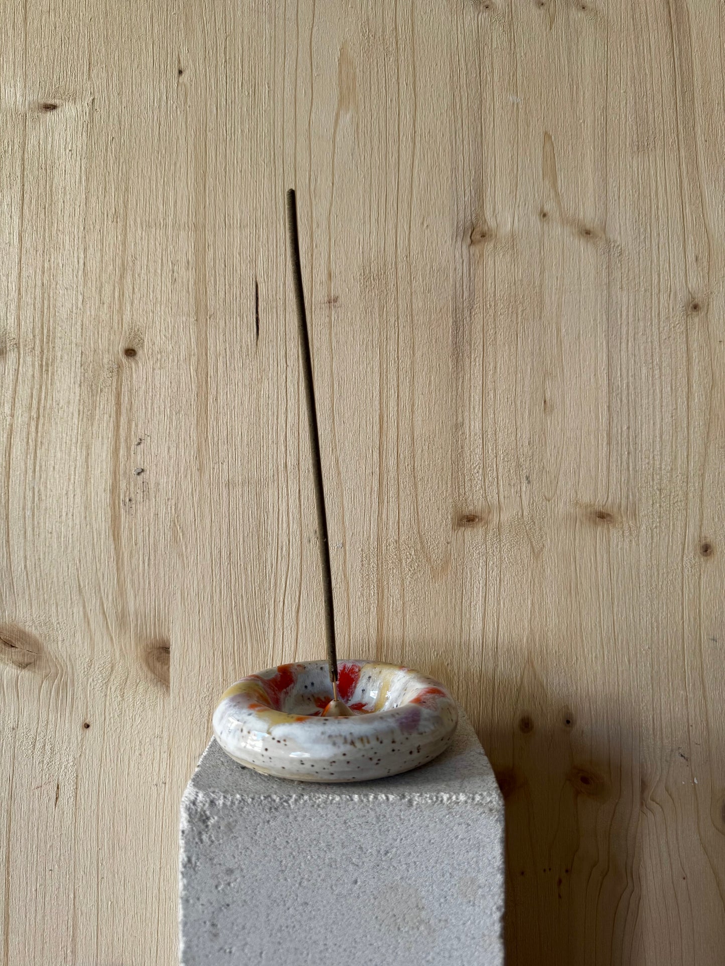 Räucherstäbchenhalter