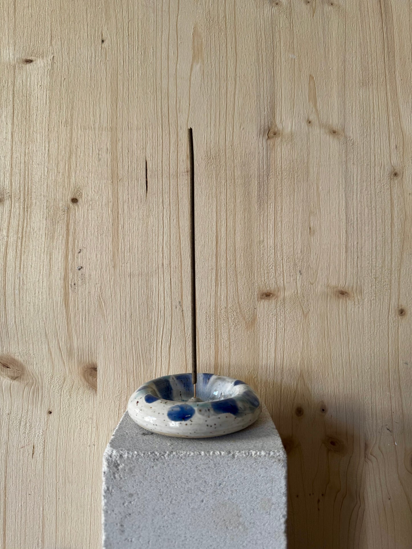 Räucherstäbchenhalter