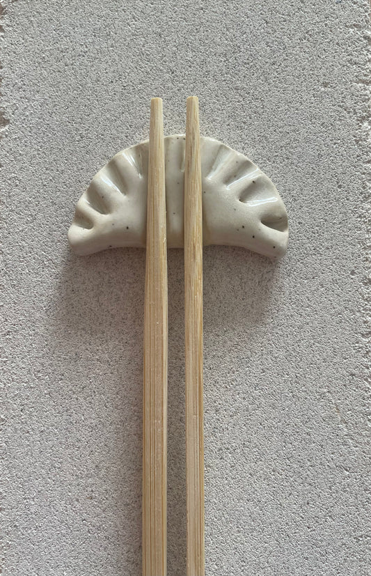 Handgemachte Ablage für Sushi Stäbchen